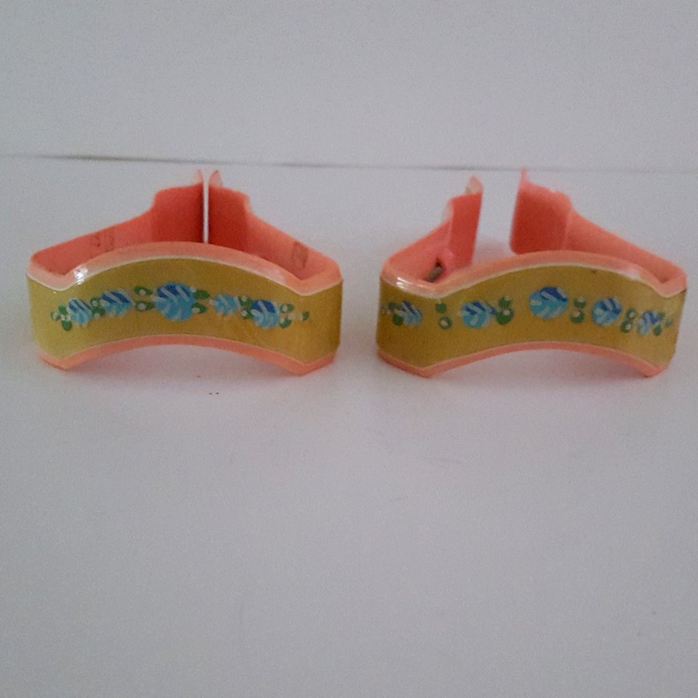 Vintage Baby Carriage Baby Stroller Blanket Clips **AS IS**